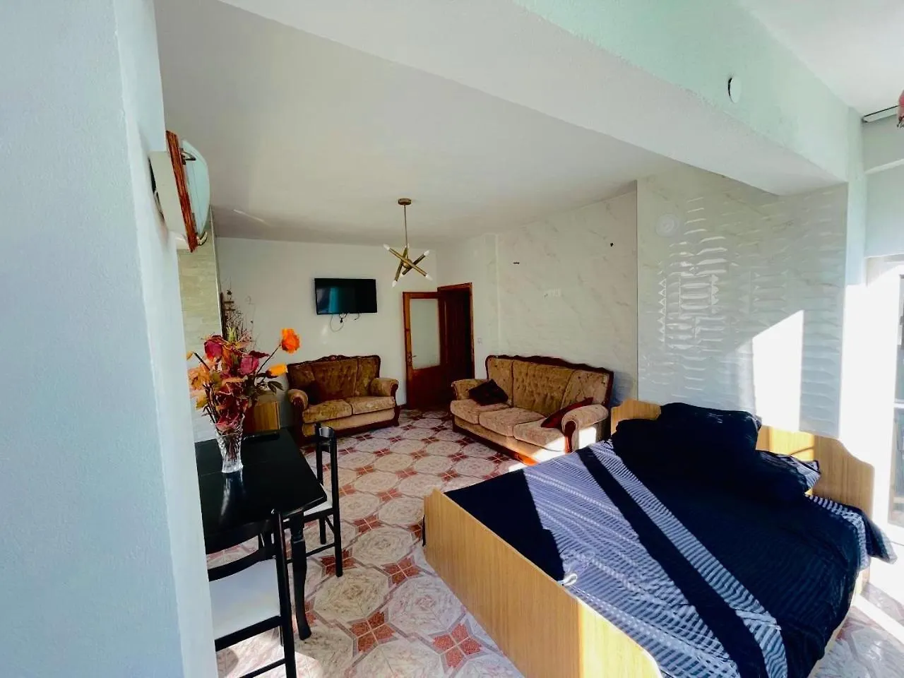 Guest Home location